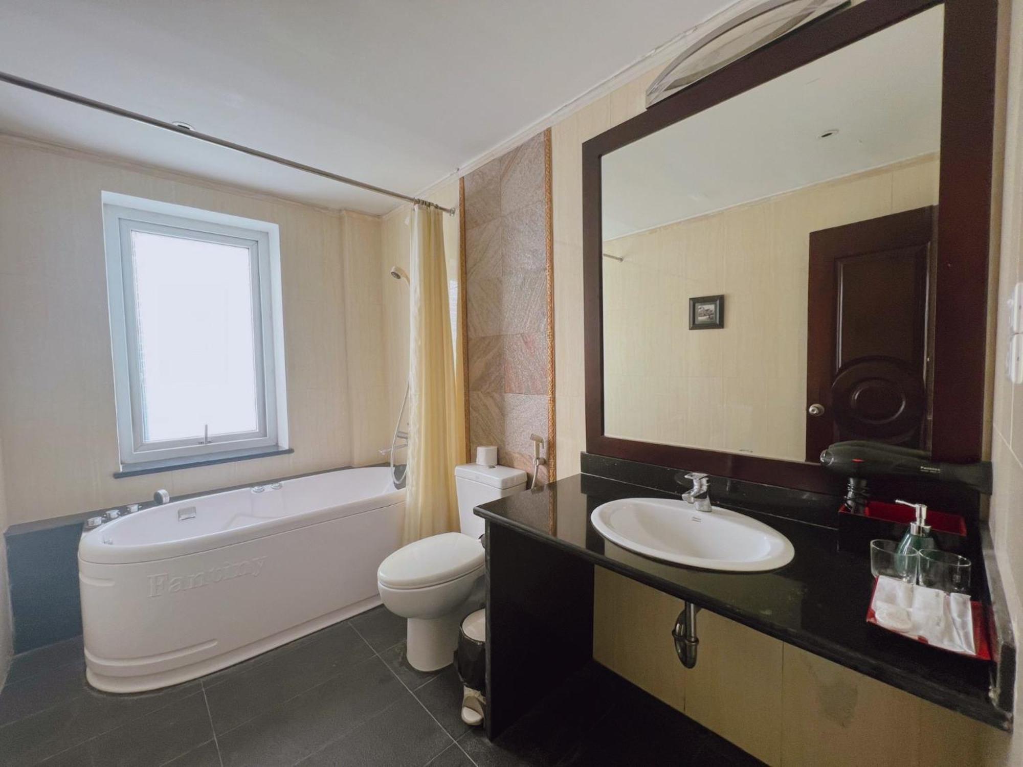 Ha Noi Memory Central Hotel And Spa Hanoi Exterior photo